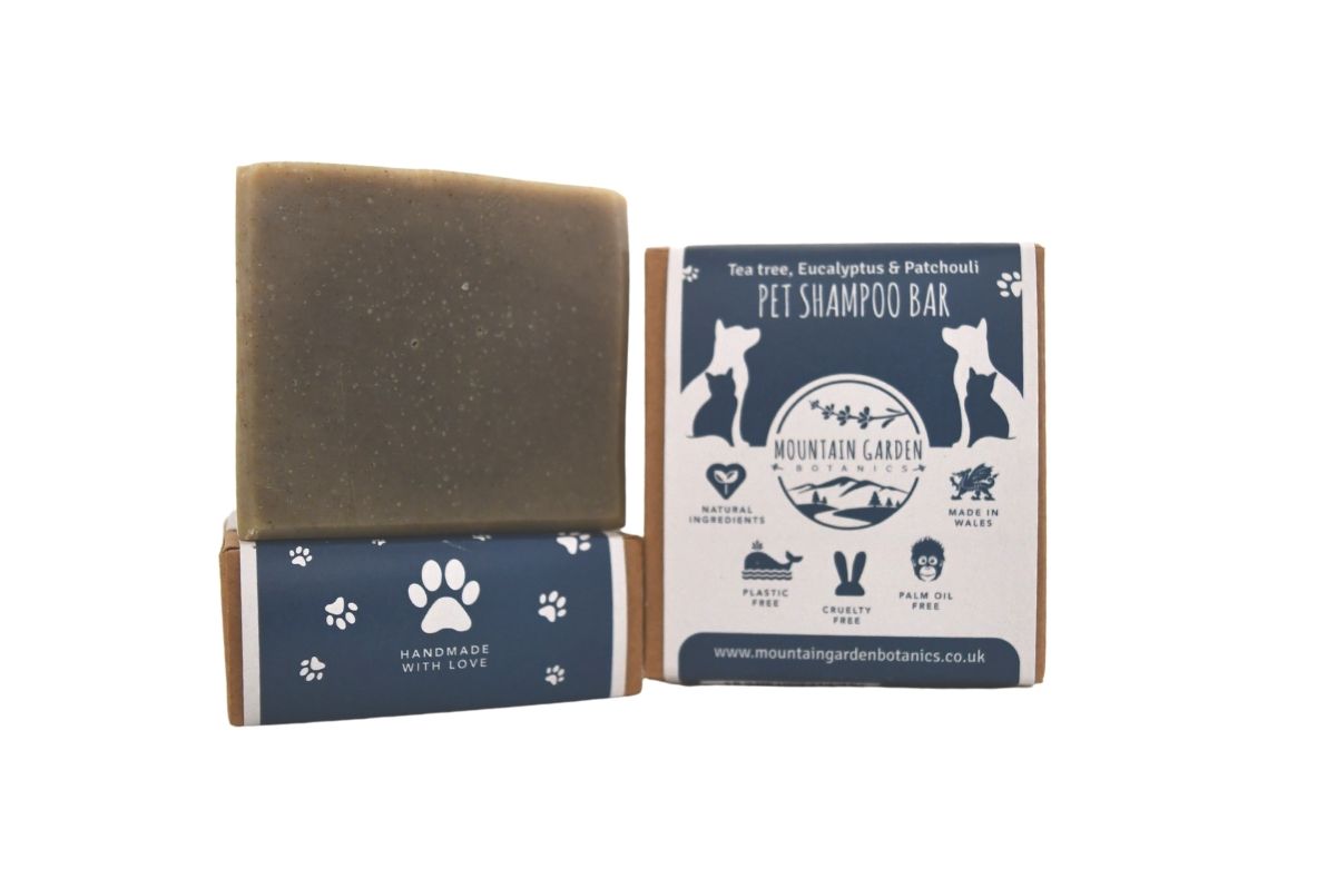 Mountain Garden Pet Shampoo Bar - Tea Tree, Eucalypyus & Patchouli